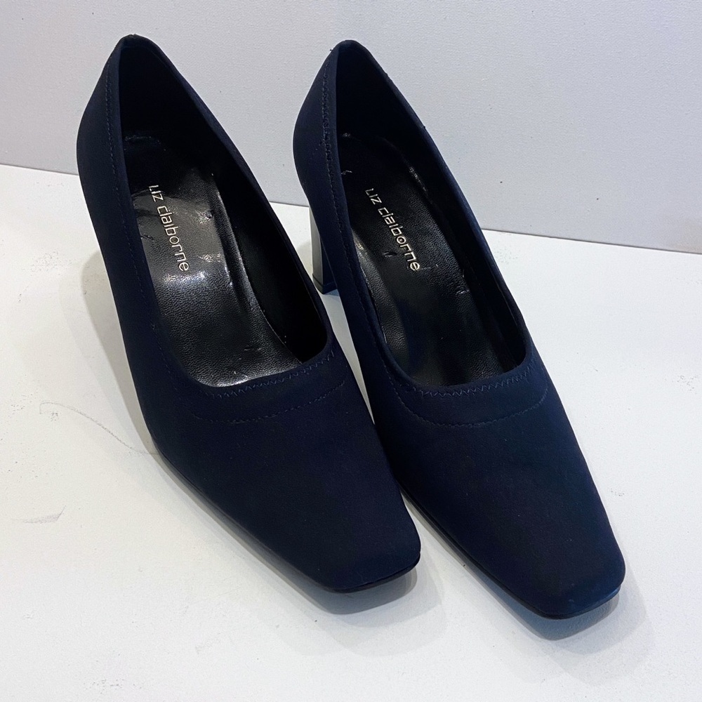 Liz Claiborne Dark Rich Navy Dress Heels for a Classy Look - Picture 7 of 8